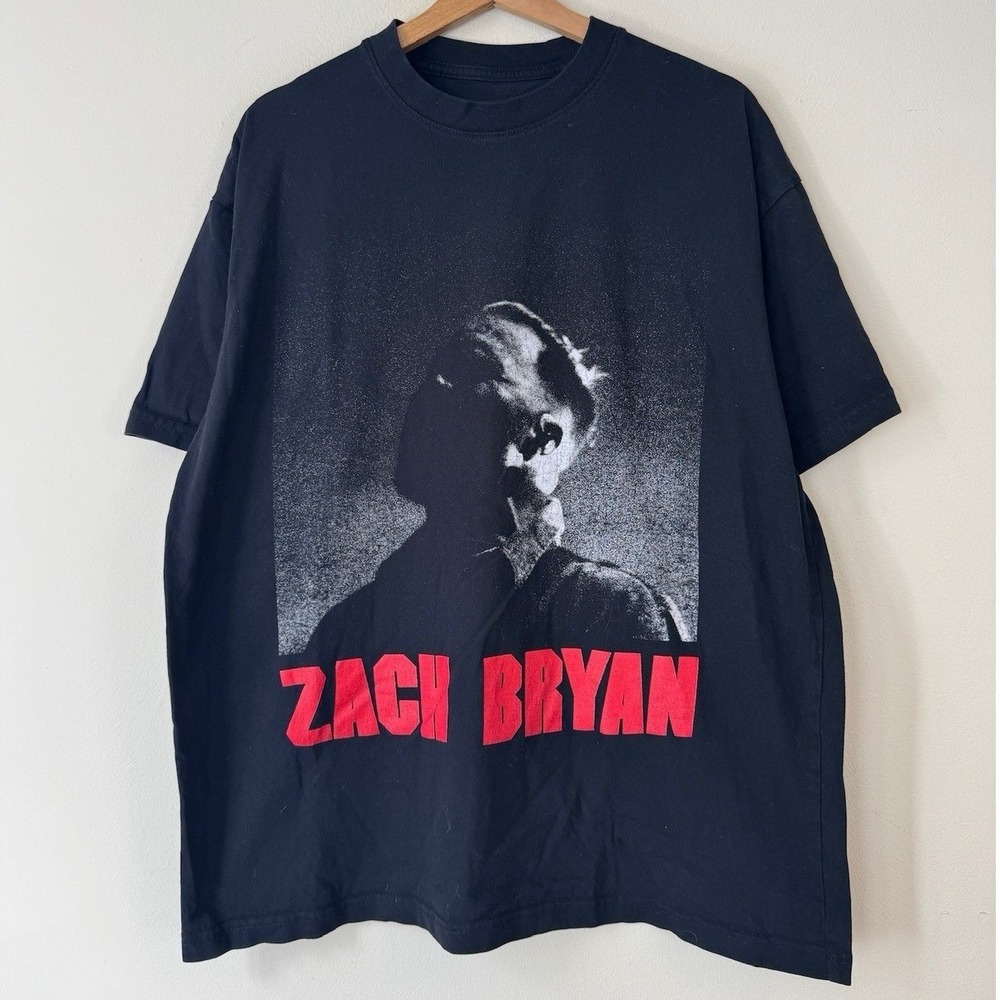 Zach Bryan 2025 Concert Tour Graphic Art Black Tee Shirt - L
